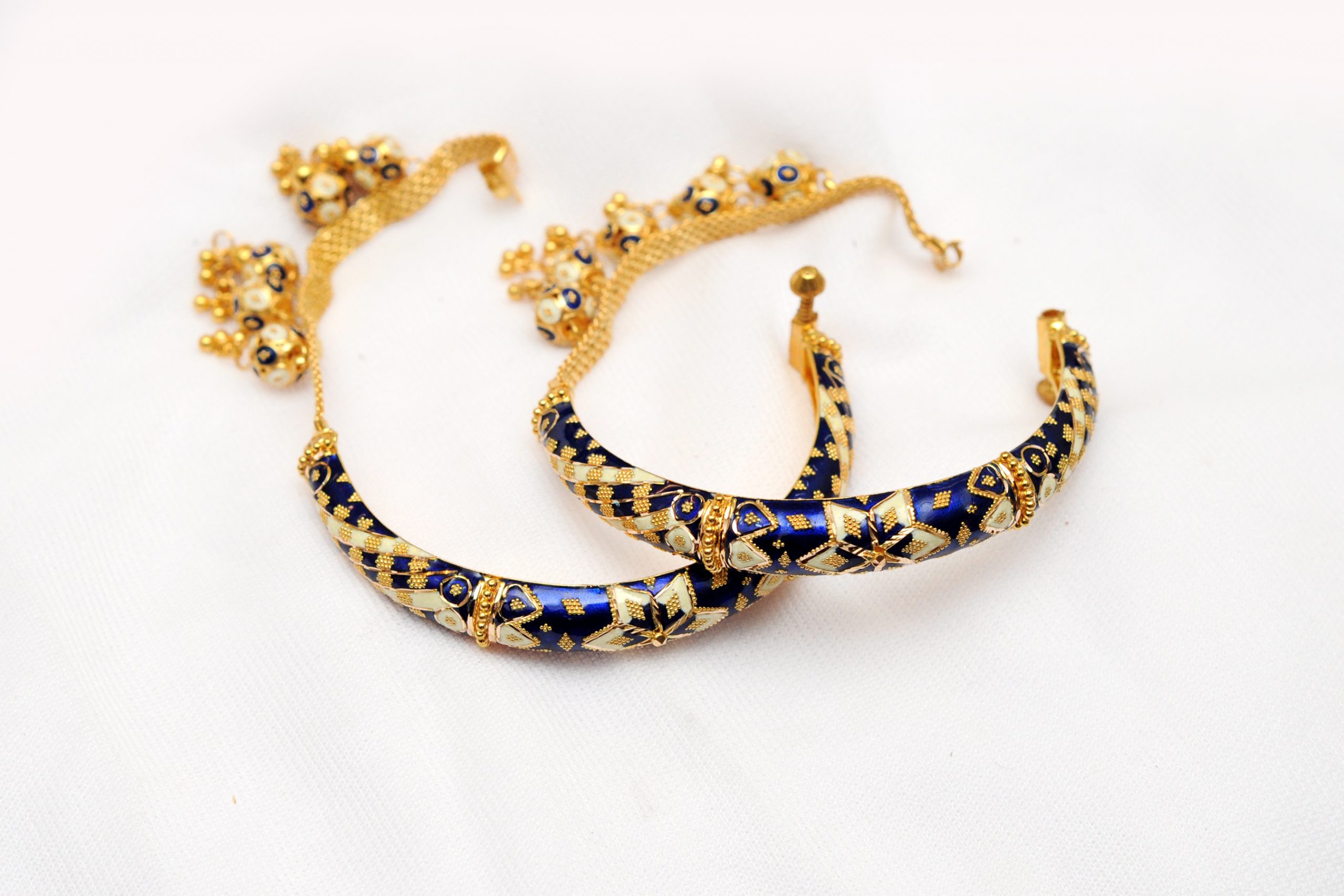 Latest Meena gold bangles designs export dubai